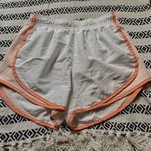 NIKE shorts! β¨